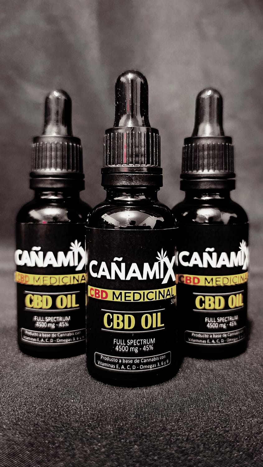 CBD OIL 4500MG / Aceite de Cannabis Medicinal de alta concentración